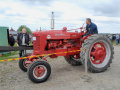 Tobias-Persson-startar-upp-EMD-50-for-att-driva-stenkrossen